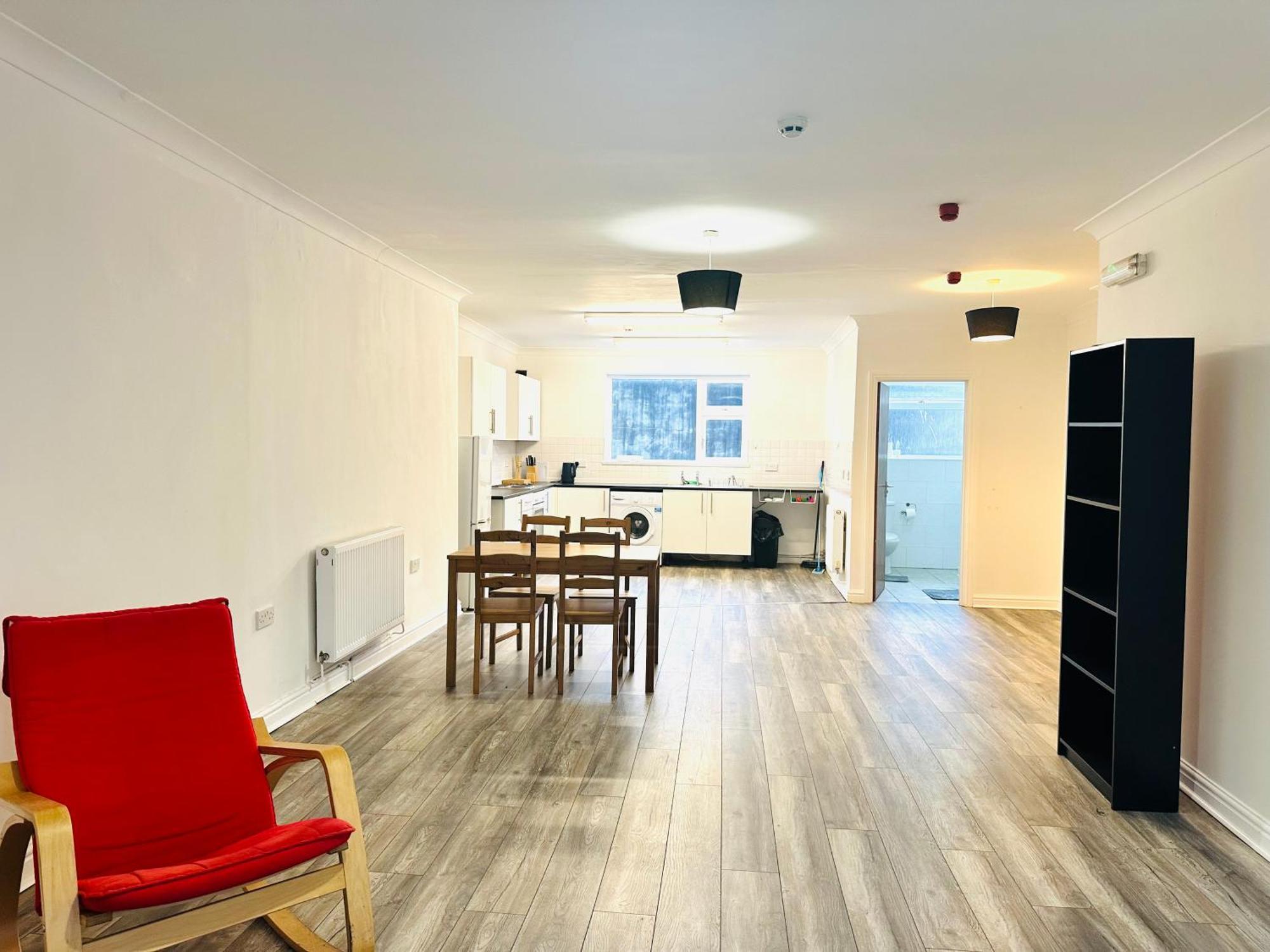 Spacious And Affordable City Center Two Beds Flat Swansea Extérieur photo